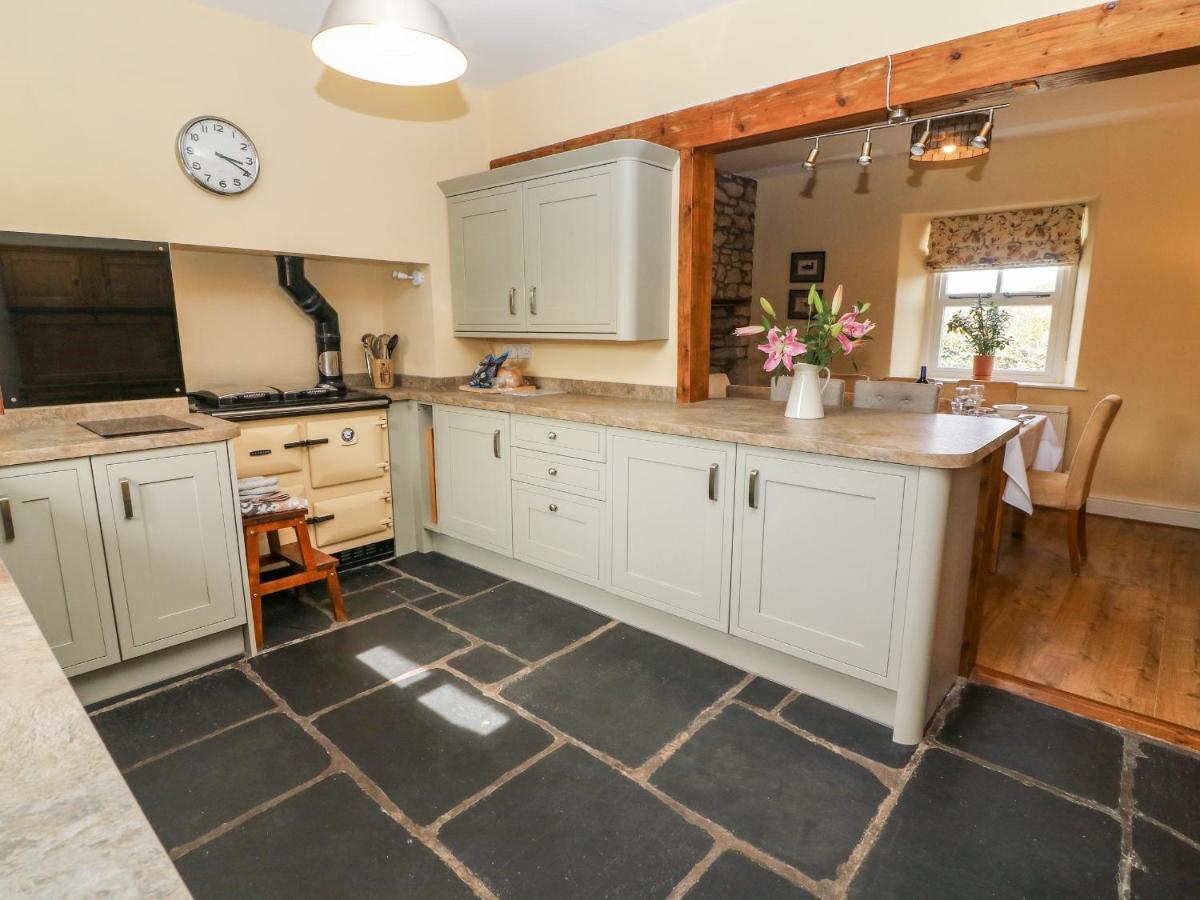 Waingate Cottage Cark Екстер'єр фото